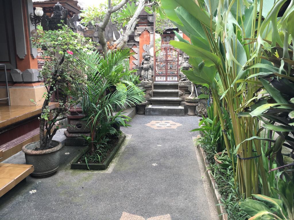 Ferienwohnung Bale Bali House Ubud Exterior foto